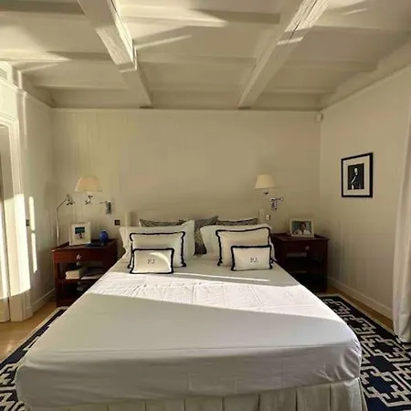 Townhouse In Tropez ! Apartmán