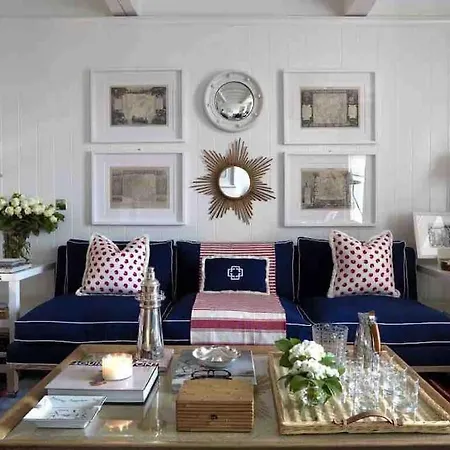 Apartmán Townhouse In Tropez !