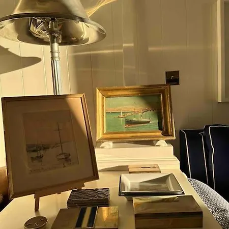 Townhouse In Tropez ! Apartment *